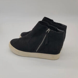 New MYLU Black Faux Suede Ankle Boot With Side Zipper Size 10